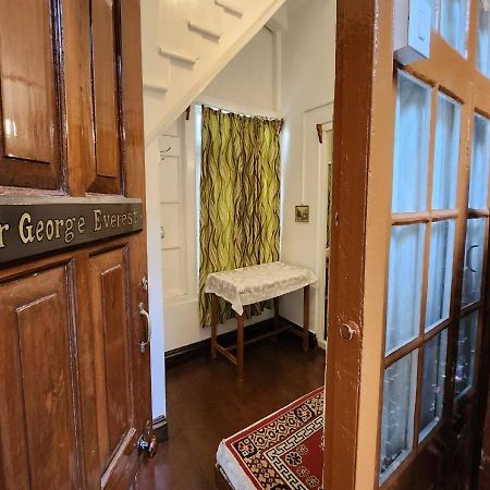 Ivanhoe Hotel Дарджилинг Екстериор снимка