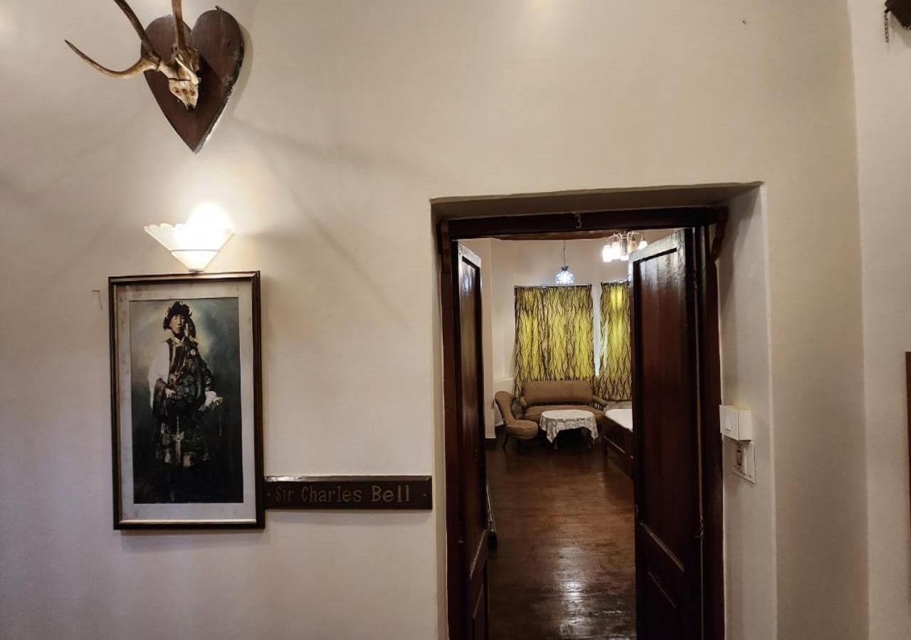 Ivanhoe Hotel Дарджилинг Екстериор снимка