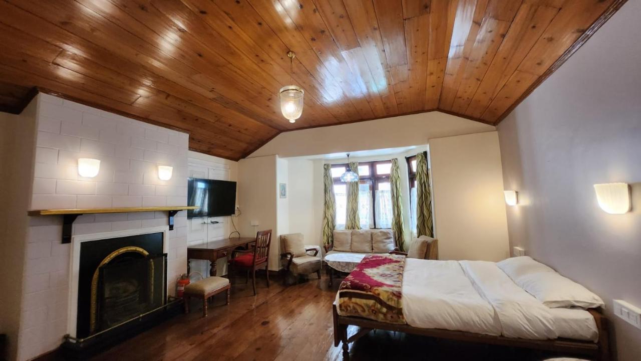 Ivanhoe Hotel Дарджилинг Екстериор снимка