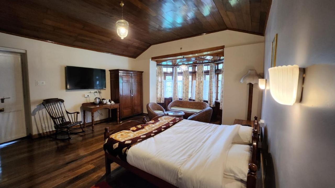 Ivanhoe Hotel Дарджилинг Екстериор снимка