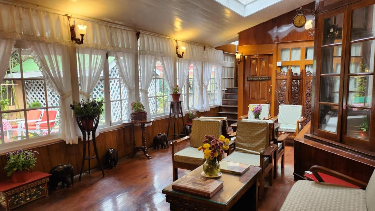 Ivanhoe Hotel Дарджилинг Екстериор снимка