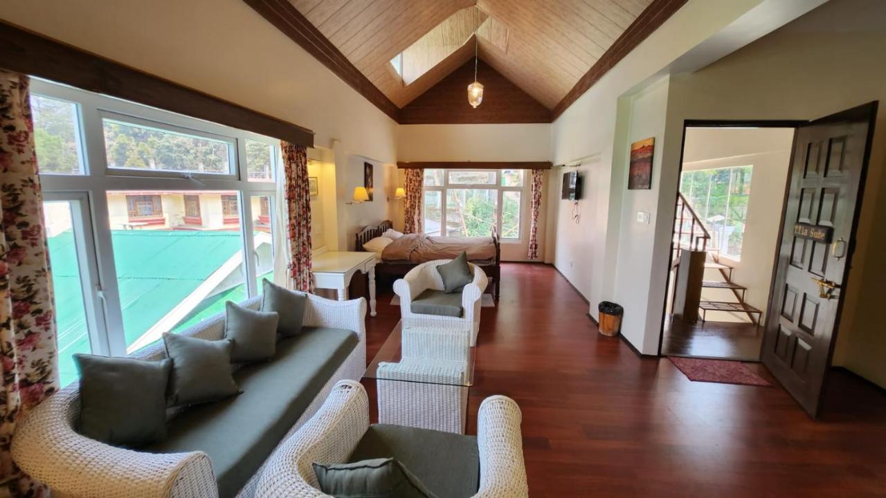 Ivanhoe Hotel Дарджилинг Екстериор снимка