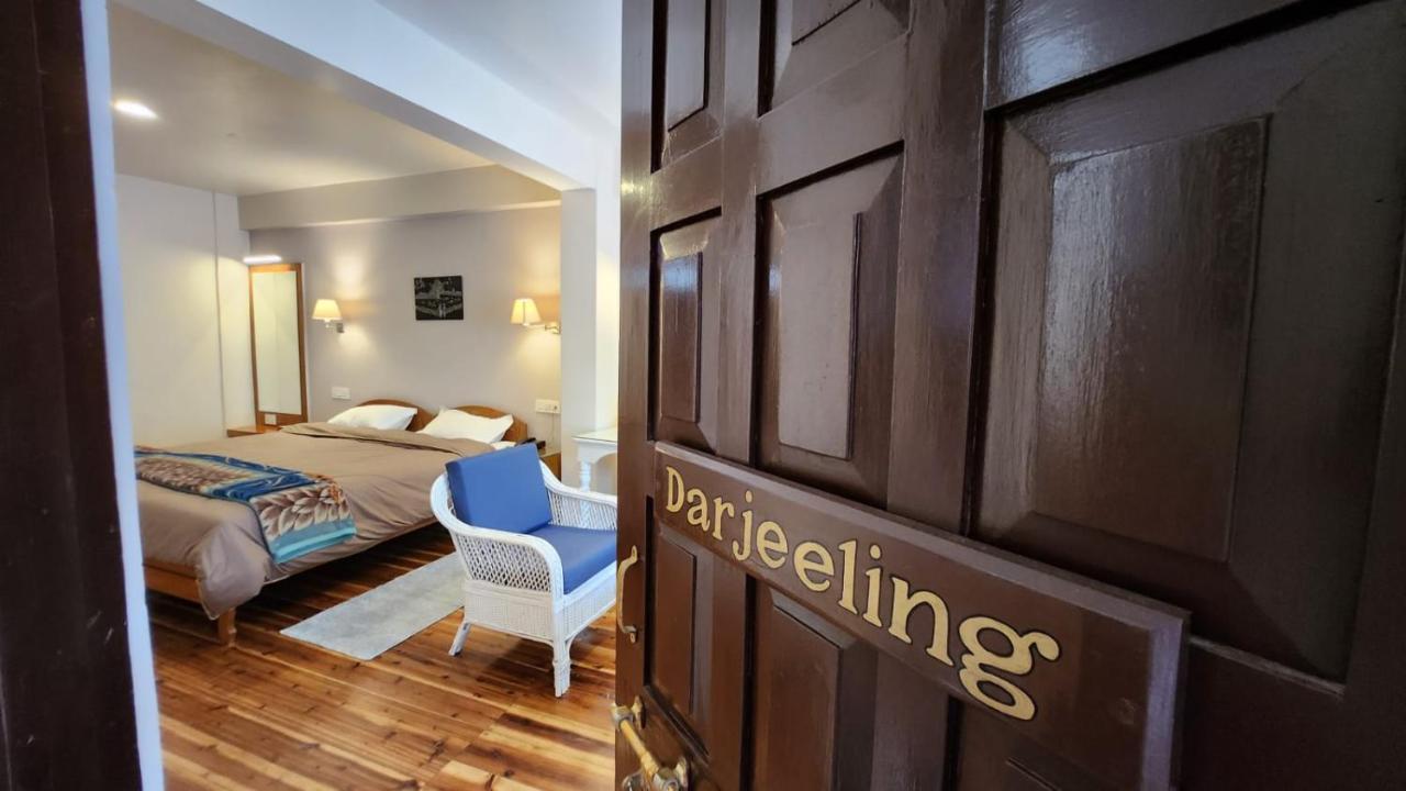 Ivanhoe Hotel Дарджилинг Екстериор снимка