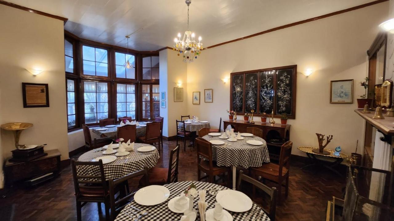 Ivanhoe Hotel Дарджилинг Екстериор снимка