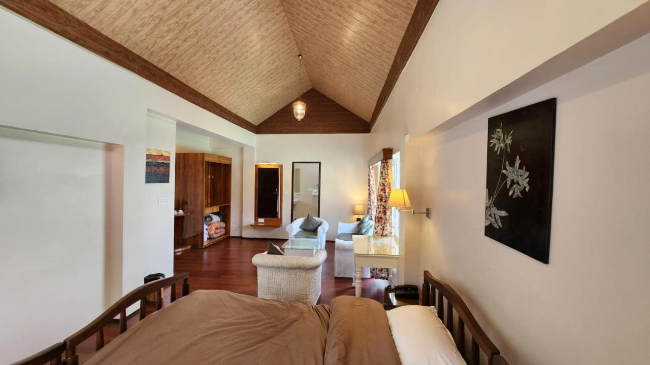 Ivanhoe Hotel Дарджилинг Екстериор снимка